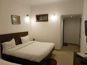 Collection O Vaishno Devi Temple Formerly Hotel The Leaf