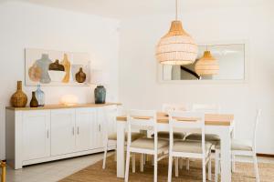Clifftop Vila Azul - 3BR, Beachside, Pool, AC