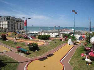 Maisons de vacances L-Aube - Maison pour 8 a Houlgate : photos des chambres