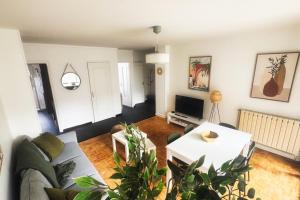 Appartements #HZ Le bel Hugo Spacieux T5 Eybens : photos des chambres