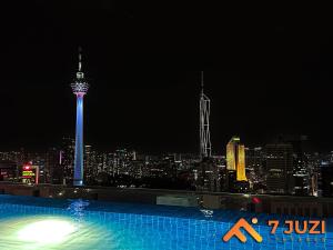KL &118 Tower View 1R1B Netflix 19F & Best View Infinity Pool