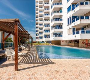 Cartagena apto estudio piso 12 frente a la playa