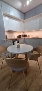 Fairytales Apartment River Point