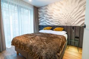 EASY RENT- Wieniawska TailorART