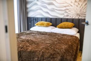 EASY RENT- Wieniawska TailorART