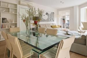 Easo Suite 7 by FeelFree Rentals