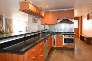 Casa Farellones Lower Apartment