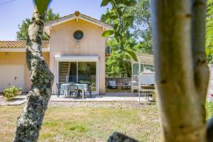 Appartements Entre Vignobles Et Ocean : photos des chambres