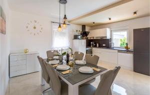 Amazing Home In Galizana With Wifi