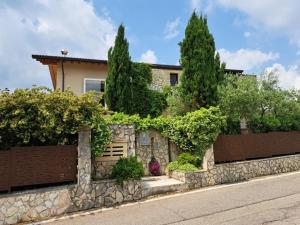 Villa dellOlivo Bianco