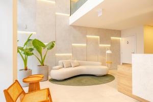 Elegância e Conforto em Suíte a 120 metros da praia de Bombinhas