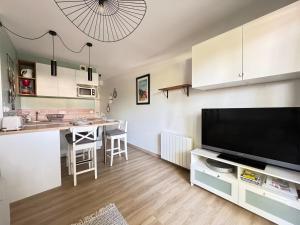 Appartements Les Muleaux - Wifi, TV, Piscine de residence : photos des chambres