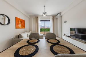 Ivory Rose Apartment