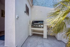 Captains House - Sv. Jakov - Happy Rentals