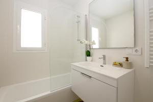 Estepona Port Apartment OLABLANCA