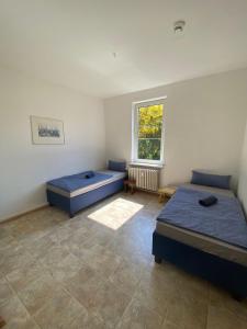 Dänischenhagen, Dorfstraße