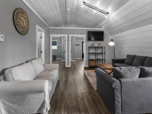 The Barn at Sharp Run-Modern Barn in the heart of Amish Country