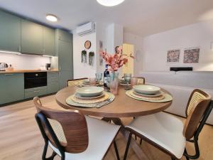 Suite San Nicolò -Treviso Historic Center with Parking Space - 10 min walking to Train Station