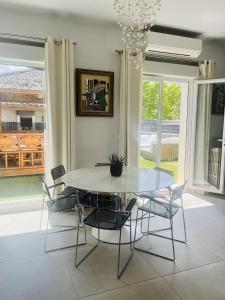 Appartement dexception avec jacuzzi 160m2