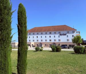 Kyriad Dijon Sud - Longvic