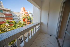 Apto na Enseada, Ar Cond, Garagem, Pet Friendly