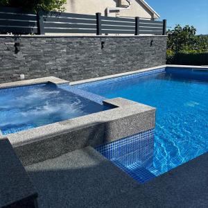 Apartments Blazevic, heated pool&jacuzzi