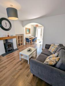 3 bed home with parking