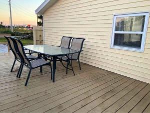 Entire Punta Gorda Home Sleeps 7 Close to US-41 & I-75