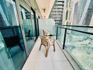 Stylish 1br Merano Tower Pool Parking