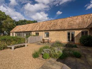 Alice Cottage