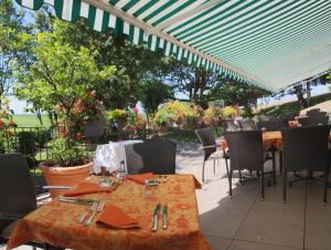 Hotels Hotel Restaurant Logis Auberge Sundgovienne : photos des chambres