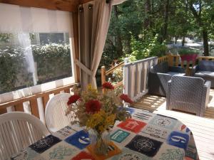 Campings Mobilhome 3 chambres tout confort, proche de la plage : photos des chambres