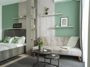 Nexus Olive Apartment Plaza With Parking