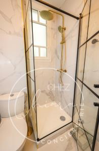 EIFFEL TOWER Charming and Modern Flat