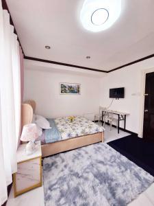 EA2 Family Apartment Room Transient Home Near SM Ecoland, Davao Coastal Road and Ecoland Bus Terminal