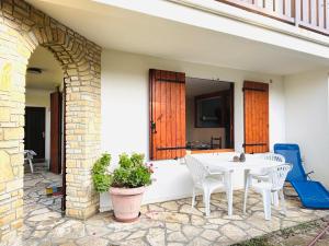 Studio sud à 300m des plages