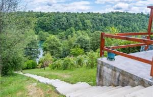 1 Bedroom Lovely Home In Duga Resa