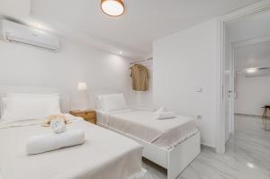 Blue and Green infinity