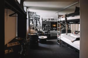 fritz-bude room in Superbude Hotel Hostel St. Georg