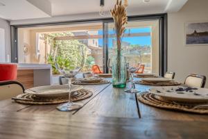 Villas Maison de Village en Pierre Piscine - 8 personnes : photos des chambres