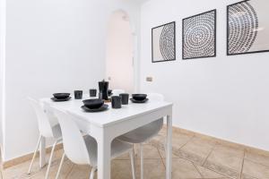 Home2Book Luxury Villa Escape, Private Pool & BBQ