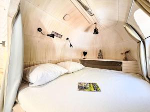 Holiday Home Tiny Haus Vierseenblick Nummer 2 by Interhome