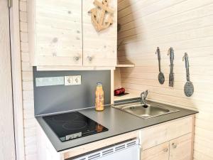Holiday Home Tiny Haus Vierseenblick Nummer 2 by Interhome