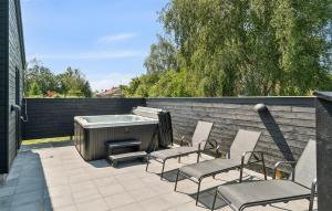 Amazing Home In Højby With Sauna