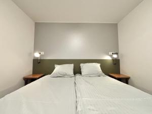 Apartment Beach House Westkapelle 105-1 by Interhome