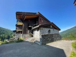 Duplex spacieux 3P à 20m des pistes, idéal famille, balcon, casier à skis - FR-1-356-269