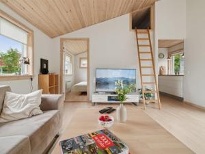 Holiday Home Ilta - 2-8km from the sea by Interhome
