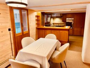 Charming apt PROMENADE GSTAAD Palace view 160m2