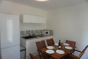 Appartements Le Dauphin du port : photos des chambres