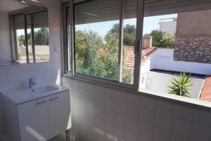 Appartements Le Dauphin du port : photos des chambres